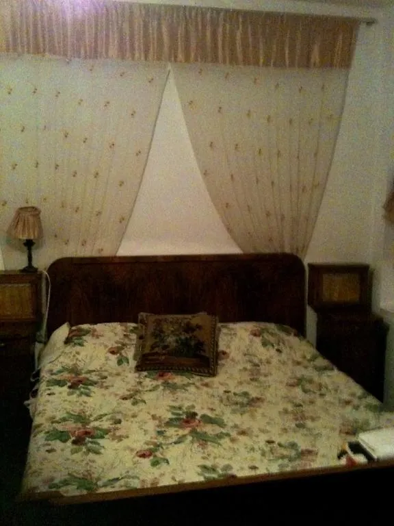Vila 11 Bed & Breakfast Bucharest