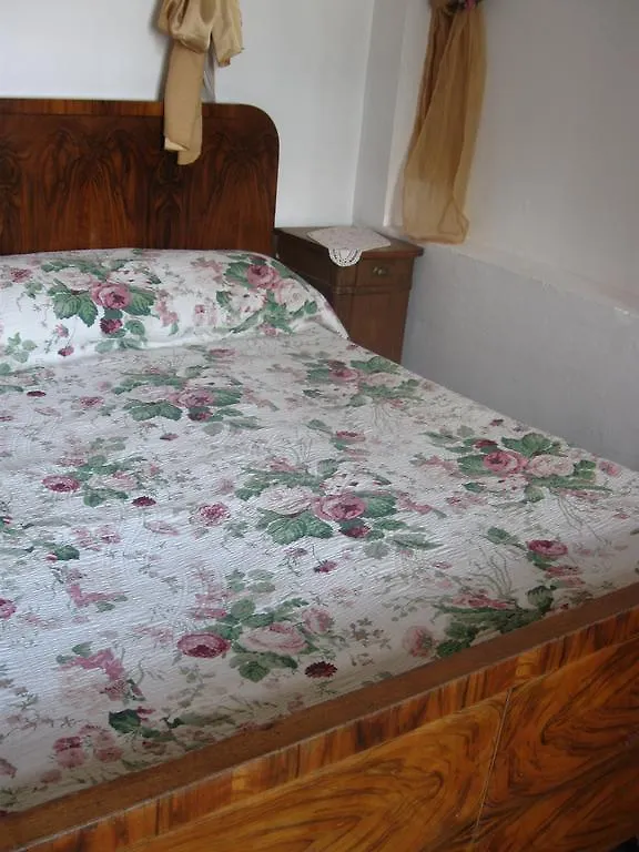Vila 11 Bed & Breakfast Bucharest